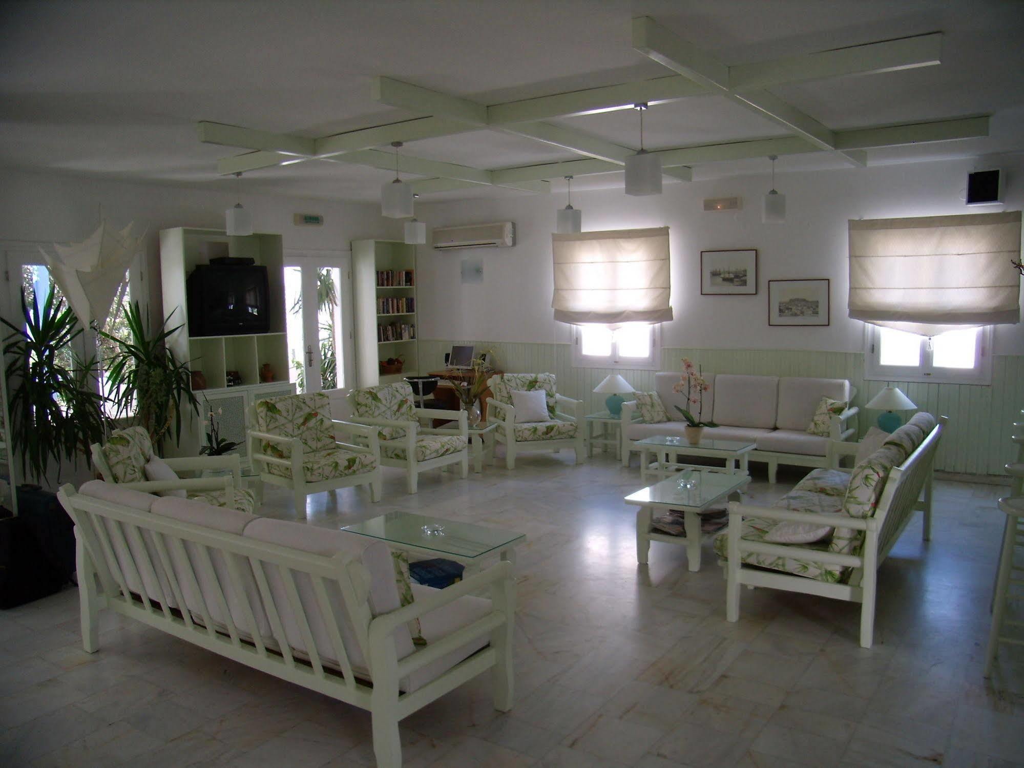Panorama Hotel Парікія Екстер'єр фото